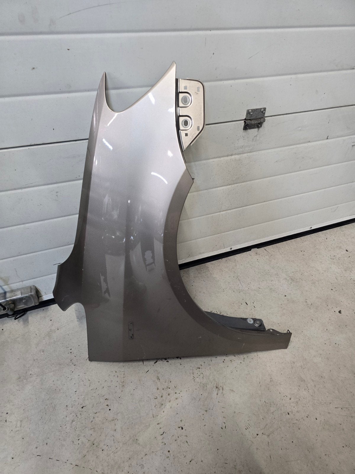 Scherm rechts VW Touran 1T bj 2010-2015, Gebruikt, Volkswagen, Wolfsburg, Ophalen of Verzenden