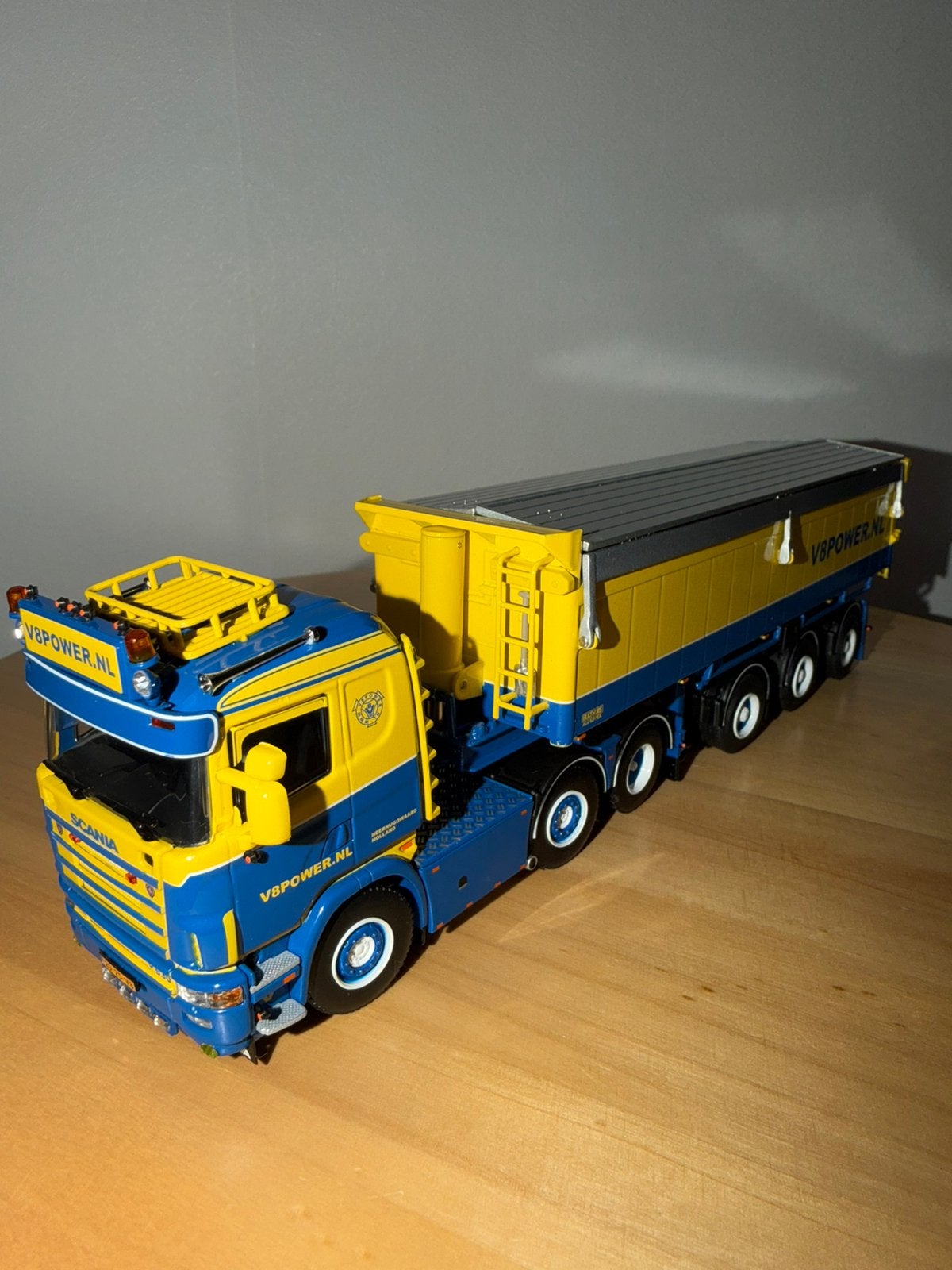 Scania 144 V8Power, Ophalen, Nieuw, Bus of Vrachtwagen, Wsi