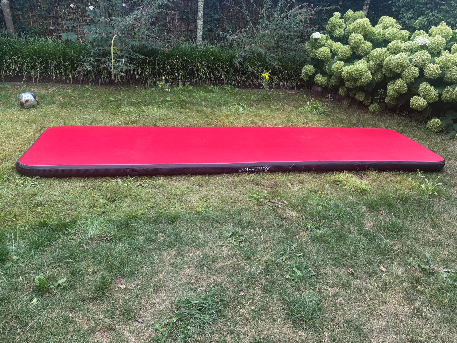 Airtrack 4m x 1m x 10cm - Met klein lekje, Ophalen, Gebruikt, Rood, Materiaal