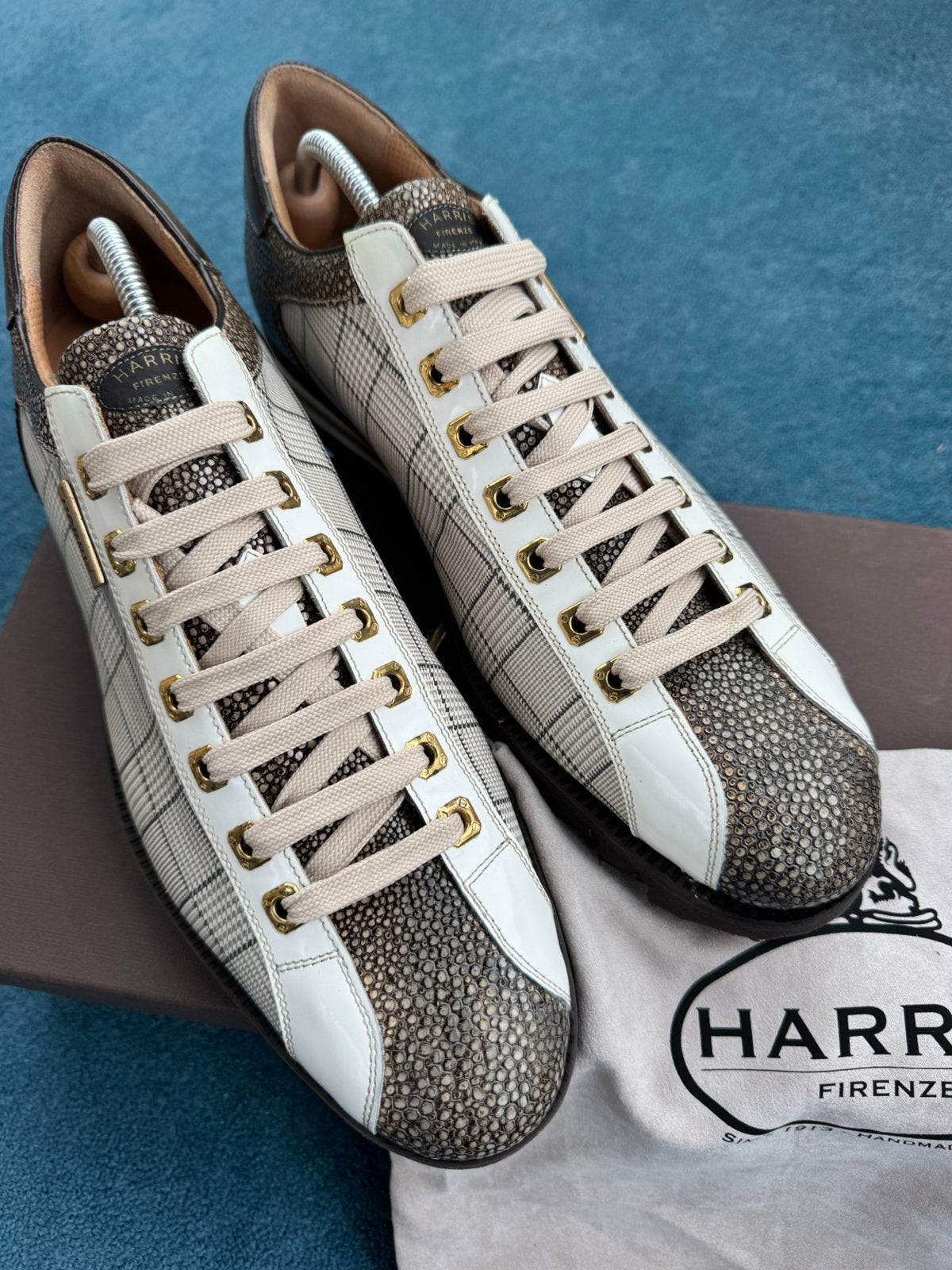 NIEUW Harris Sneakers Tartan/ Rog UK10 Beige/Bruin, Overige kleuren, Nieuw, Ophalen of Verzenden, Sneakers of Gympen