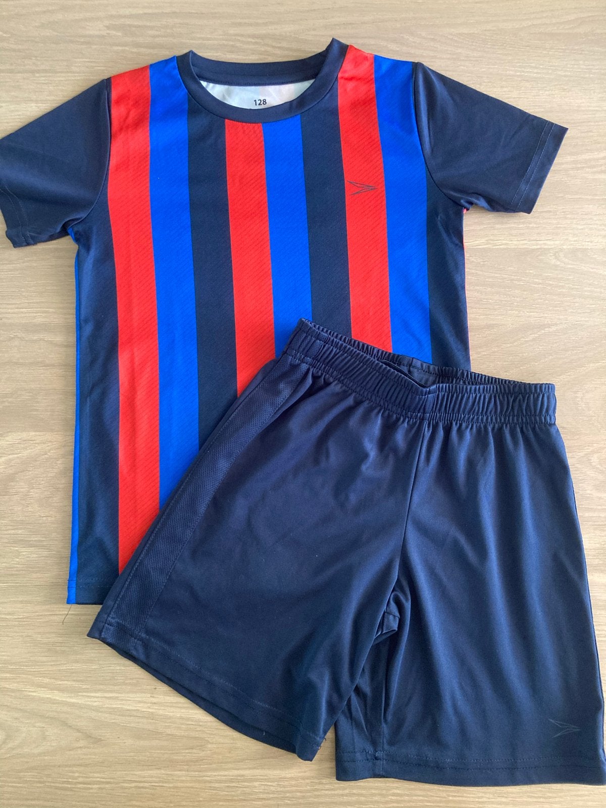 Dutchy Gympakje Maat 128 - Zo goed als nieuw, Ophalen of Verzenden, Zo goed als nieuw, Jongen of Meisje, Sport- of Zwemkleding