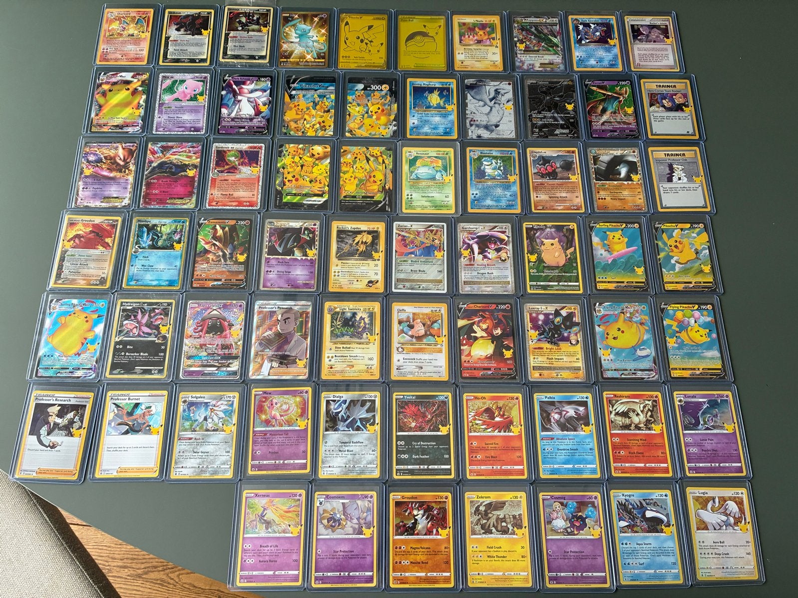 Complete pokemon 25th celebrations master set, Hobby en Vrije tijd, Ophalen of Verzenden, Zo goed als nieuw, Meerdere kaarten