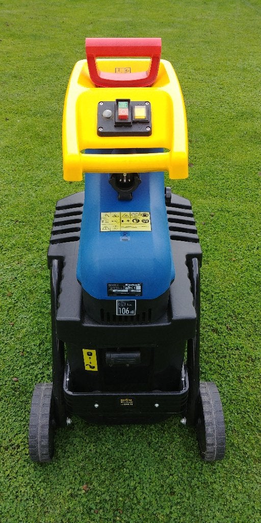 Royal Einhell hakselaar / takken versnipperaar, Ophalen, Gebruikt, Royal Einhell, Met opvangbak