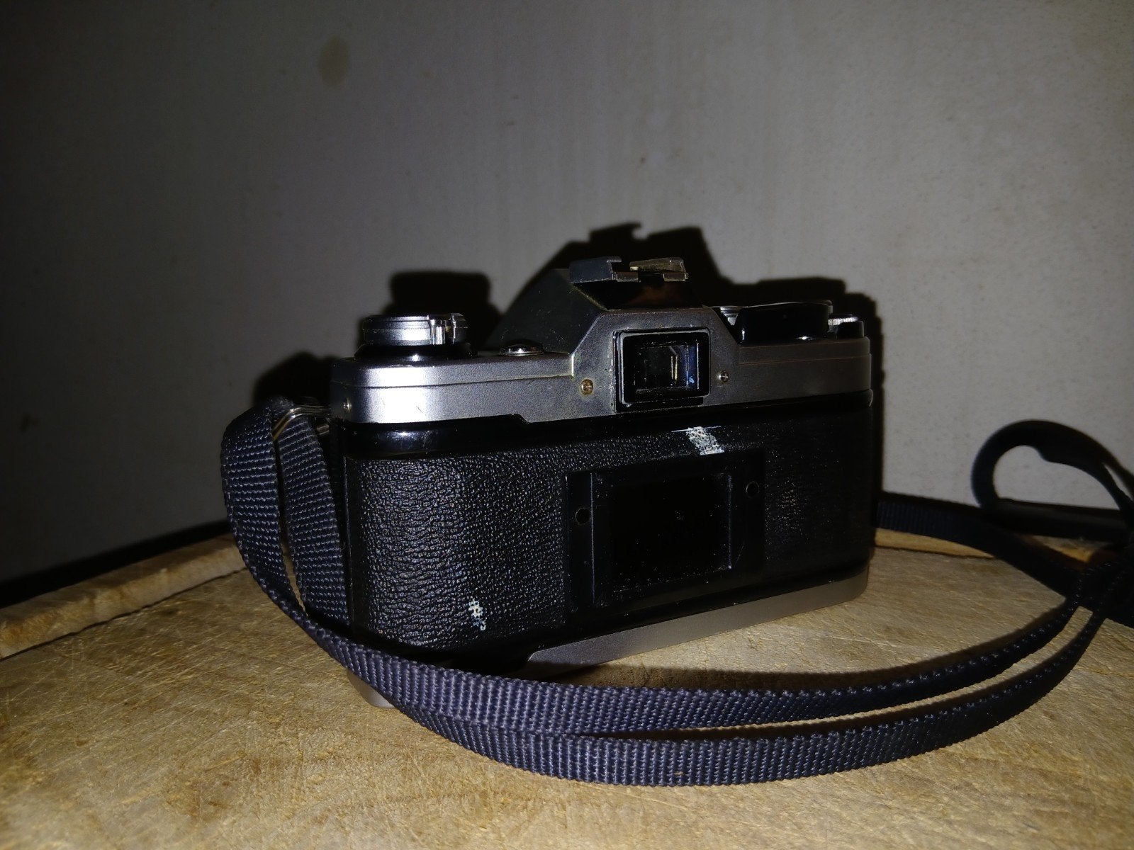 Foto 5 van Vintage Canon AE-1 met FD 28mm 1:2.8 lens