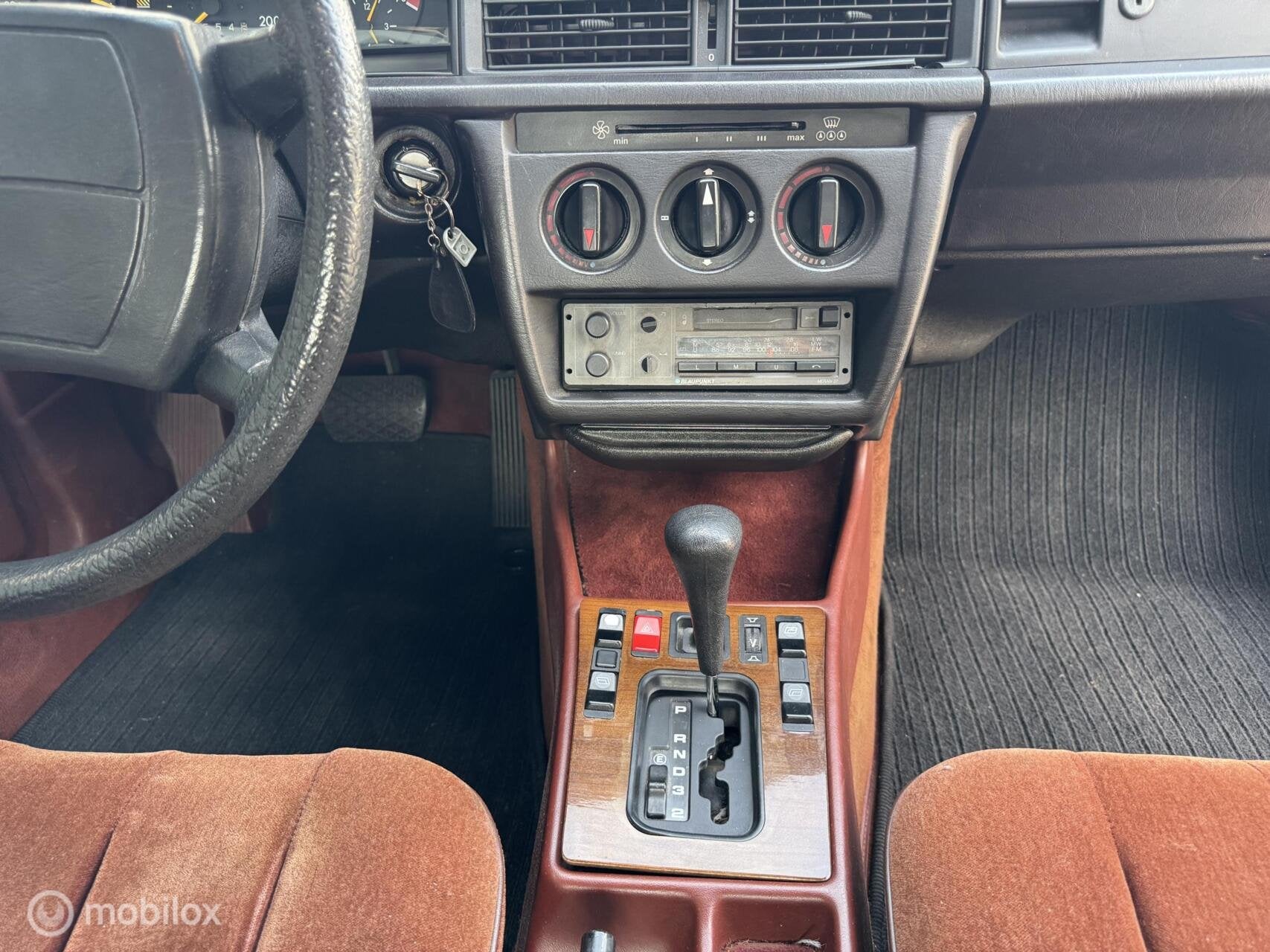 Mercedes-Benz 190-serie 2.0 E AUT Elektr.Ramen Ex.Zwitsers, foto 11