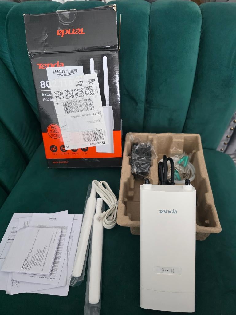 Tenda OAP1200 AC1200 Dual-Band Outdoor Access Point, Ophalen, Nieuw