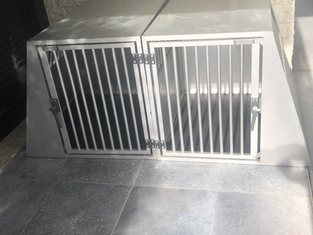 2x Kelders Aluminium Autobenches Ideaal voor Vito/Voyager, Ophalen, Hondenkennel, Gebruikt, Minder dan 65 cm