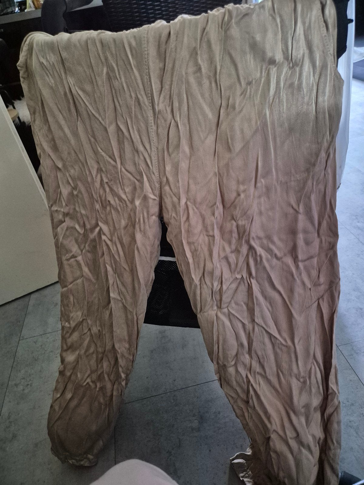 Gouden broek met elastische tailleband, maat 50-54, Verzenden, Zo goed als nieuw, Goud