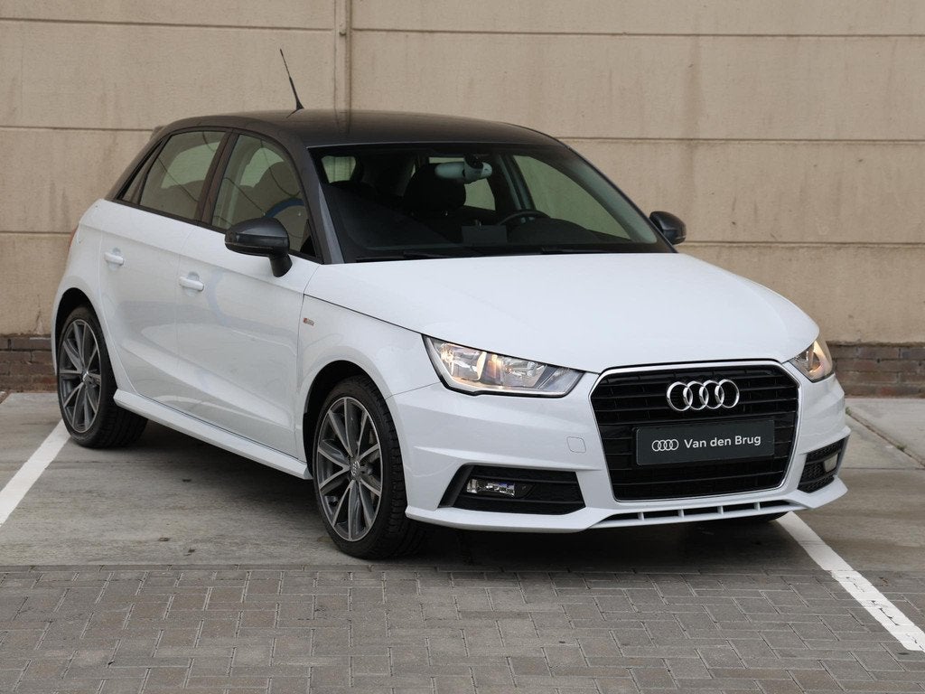 Audi A1 Sportback 1.0 TFSI Adrenalin | AUTOMAAT | 17'' velge, Auto's, Audi, Automatische klimaatregeling, Stof, Origineel Nederlands