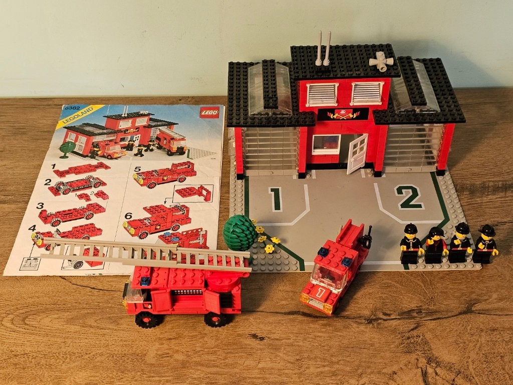 LEGO Town 6382- Fire Station, Gebruikt, Lego, Ophalen of Verzenden, Inclusief instructies