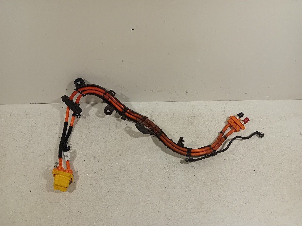 Kabel Audi Q5, Onderdelen@venauto.nl, Van der Ven Autorecycling B.V., Gebruikt, Ettenseweg 76, 4706 PB Roosendaal, The Netherlands