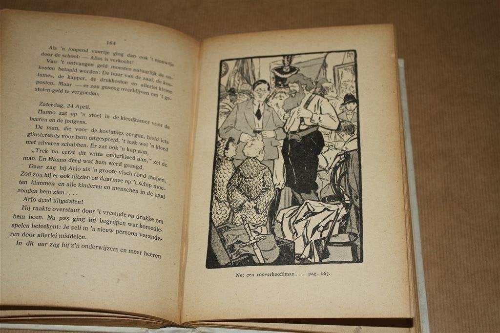 Kari en Olo. A.C.C. de Vletter. 1e dr. 1922., Boeken, Ophalen of Verzenden, Gelezen