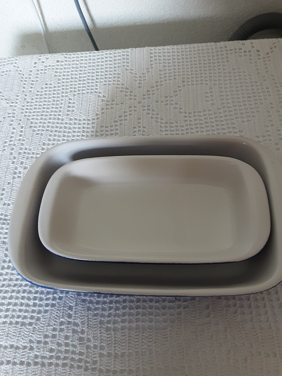 2 ovenschalen., Overige typen, Ophalen of Verzenden, Gebruikt, Steen/keramiek