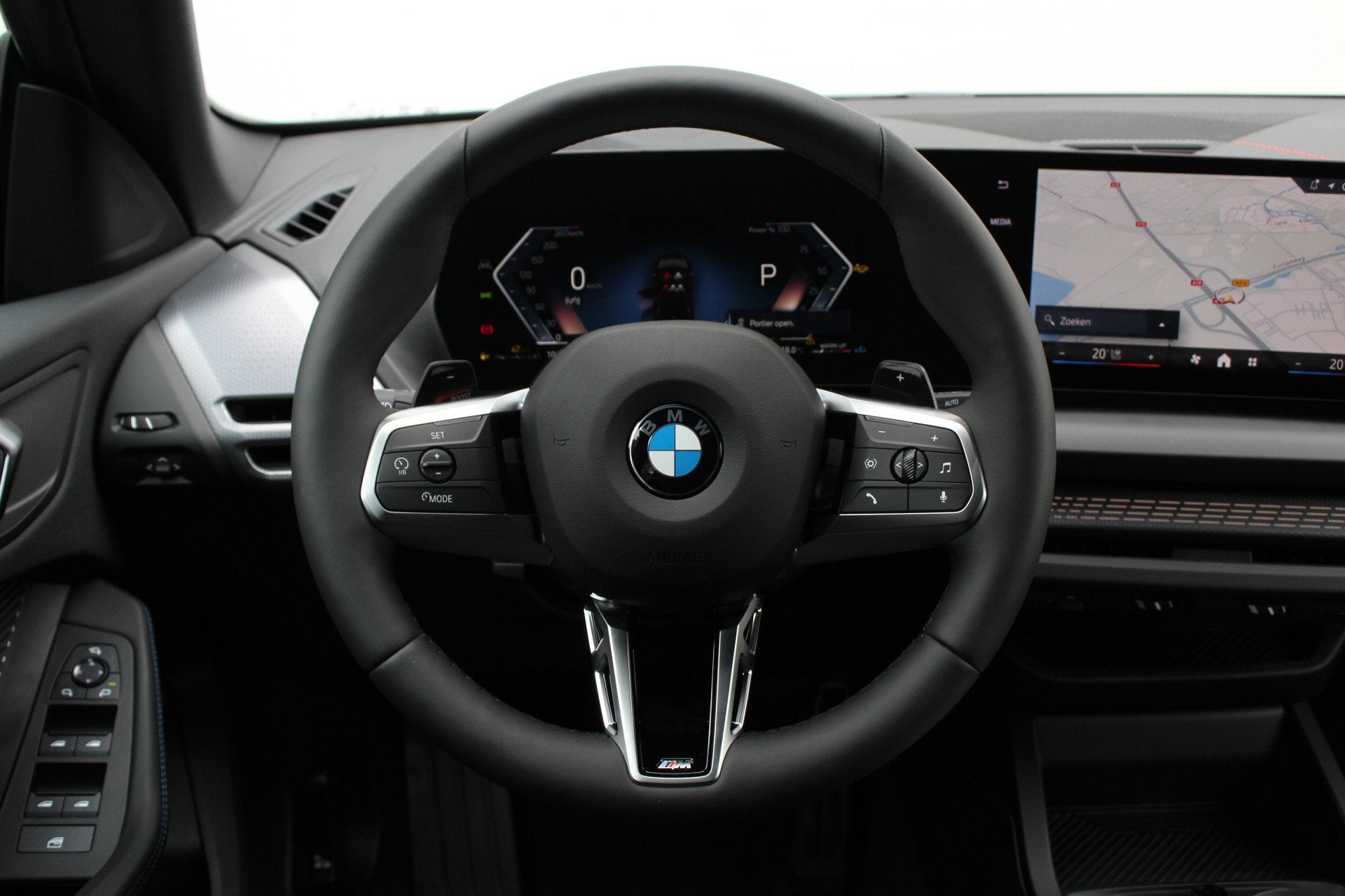BMW 2 Serie Gran Coupé 220 M Sport Automaat / Panoramadak /, Auto's, Dealer onderhouden, Zwart, 156 pk, Zwart