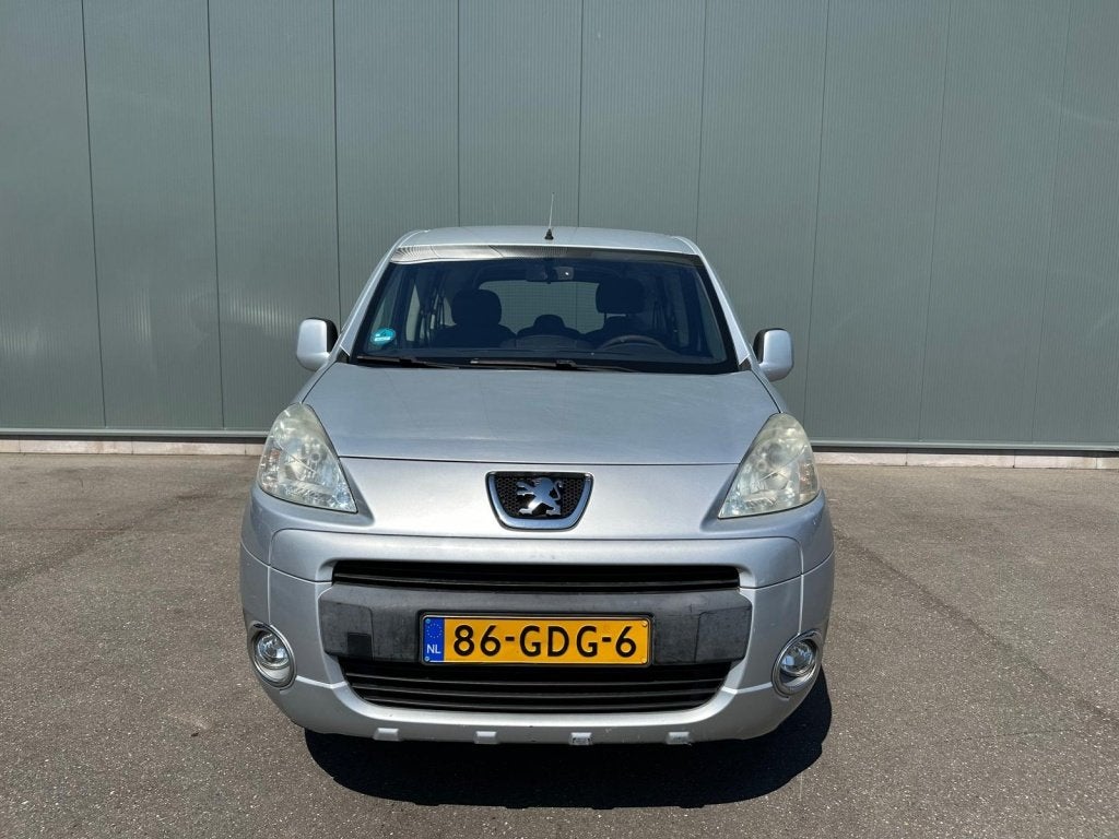Peugeot Partner Tepee 1.6 Première AIRCO | TREKHAAK | NAP !, Auto's, Peugeot, 1402 kg, 4 cilinders, Parkeersensor, Origineel Nederlands