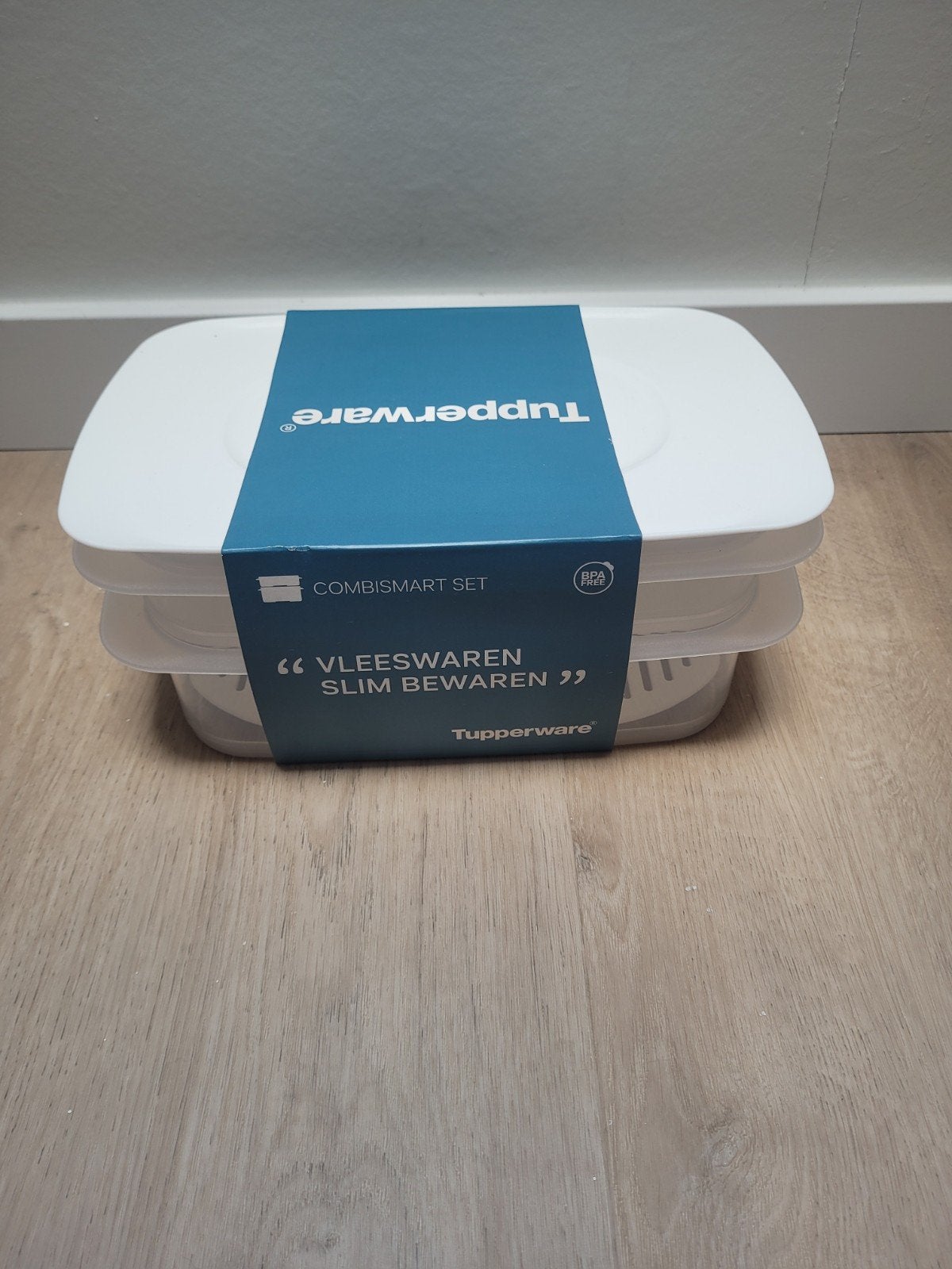 tupperware vleeswarendoos nieuw, Huis en Inrichting, Keuken | Tupperware, Ophalen, Nieuw, Wit, Bewaardoos