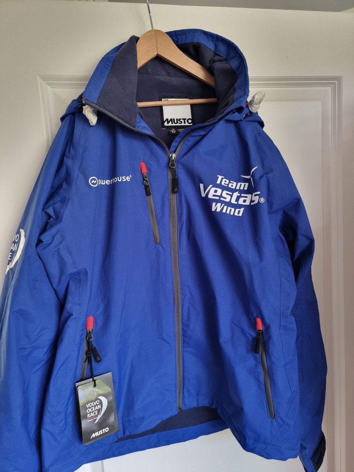Nieuwe Musto Volvo Ocean Race Team Vestas Wind Jas Maat 40, Maat 38/40 (M), Blauw, Nieuw, Ophalen of Verzenden