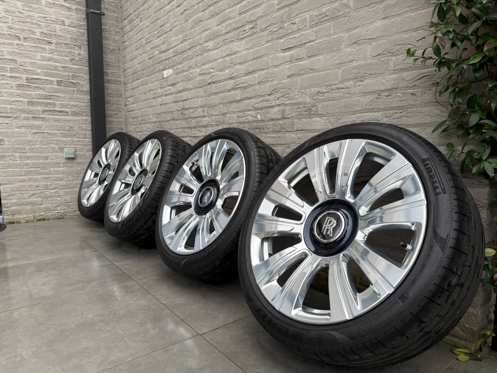 Velgen + Centercaps Rolls Royce Ghost, 285 mm, Banden en Velgen, Zomerbanden, 21 inch