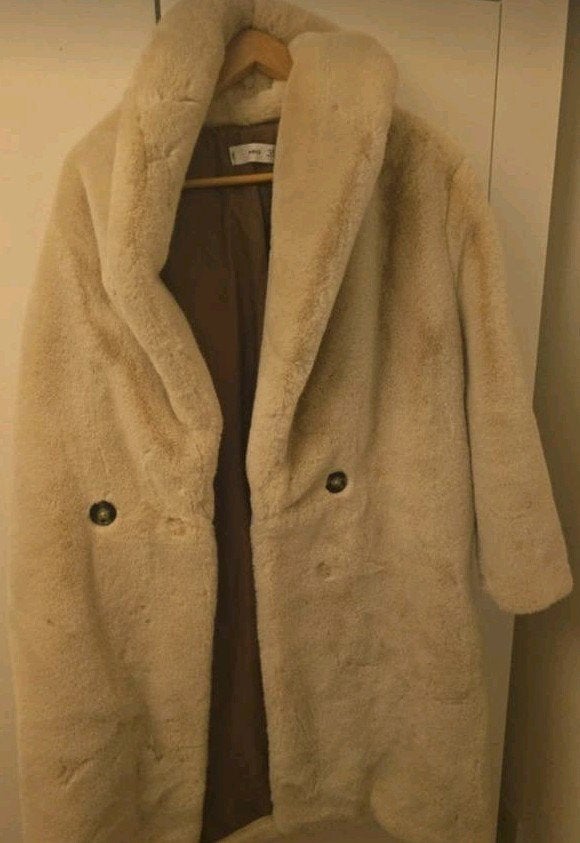 Mooie beige bontjas mango maat L, Ophalen of Verzenden, Zo goed als nieuw, Maat 38/40 (M), Beige