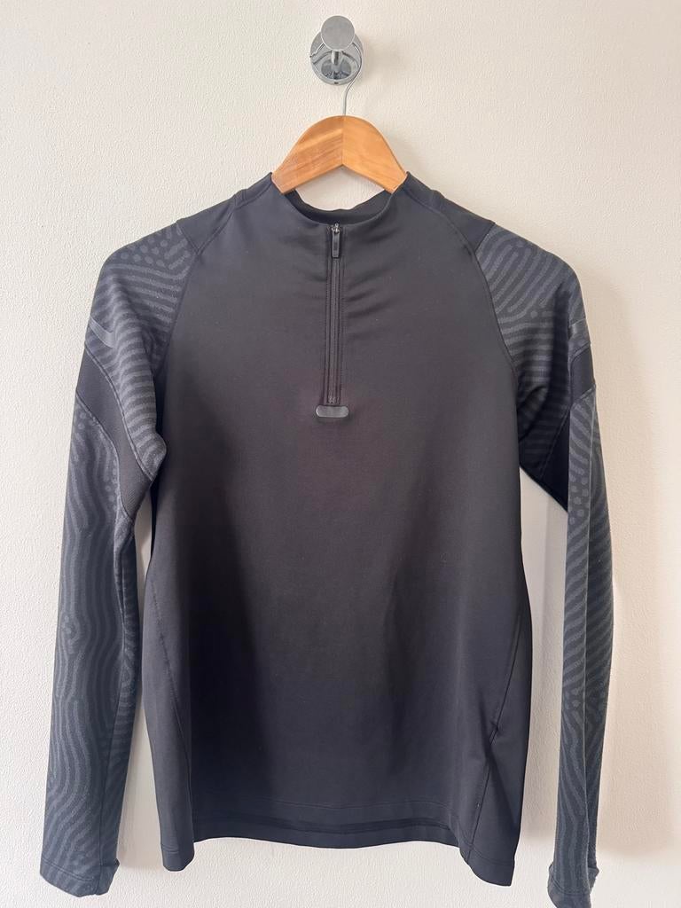 Nike trainingspak (set), maat 158 , kleur zwart, Ophalen of Verzenden, Gebruikt, Jongen, Sport- of Zwemkleding