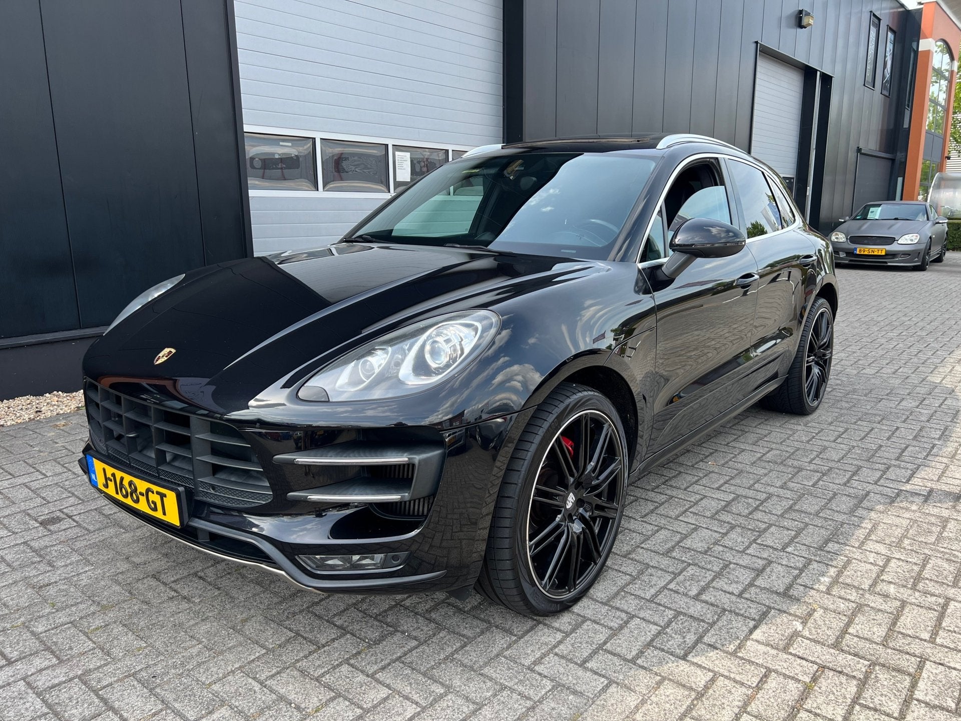 Porsche Macan 3.6 Turbo '15 Panodak/22'Lmv/SportChrono, Auto's, Porsche, Automaat, Gebruikt, Vierwielaandrijving, SUV of Terreinwagen