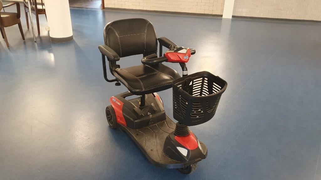 Scootmobiel Invacare Colibri, opvouwbaar, Ophalen, 10 km/u of minder, Gebruikt, 16 t/m 25 km