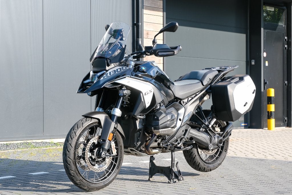 BMW R1300 GS | TRIPLE BLACK | FABRIEKSGARANTIE, 2 cilinders, Occasion, Motorrijbewijs A, Particulier