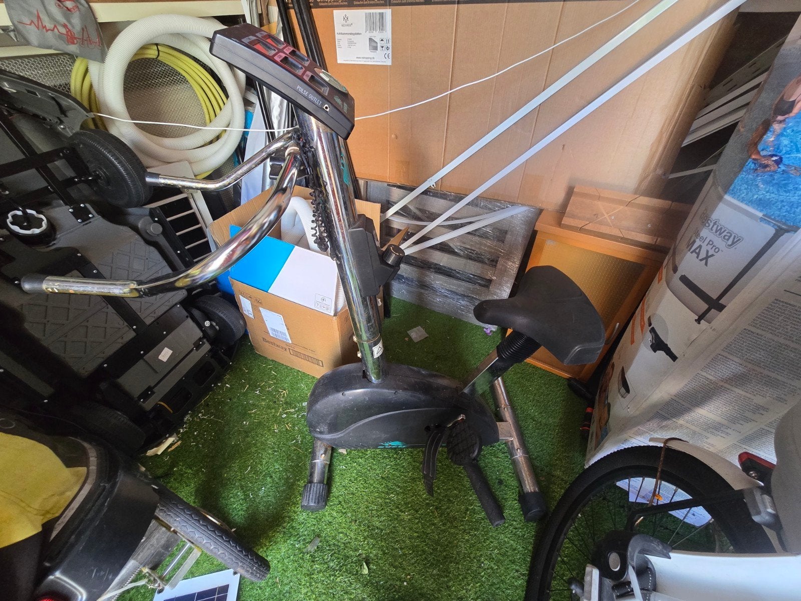 Gratis Hometrainer fiets, Ophalen, Gebruikt, Vierlijns