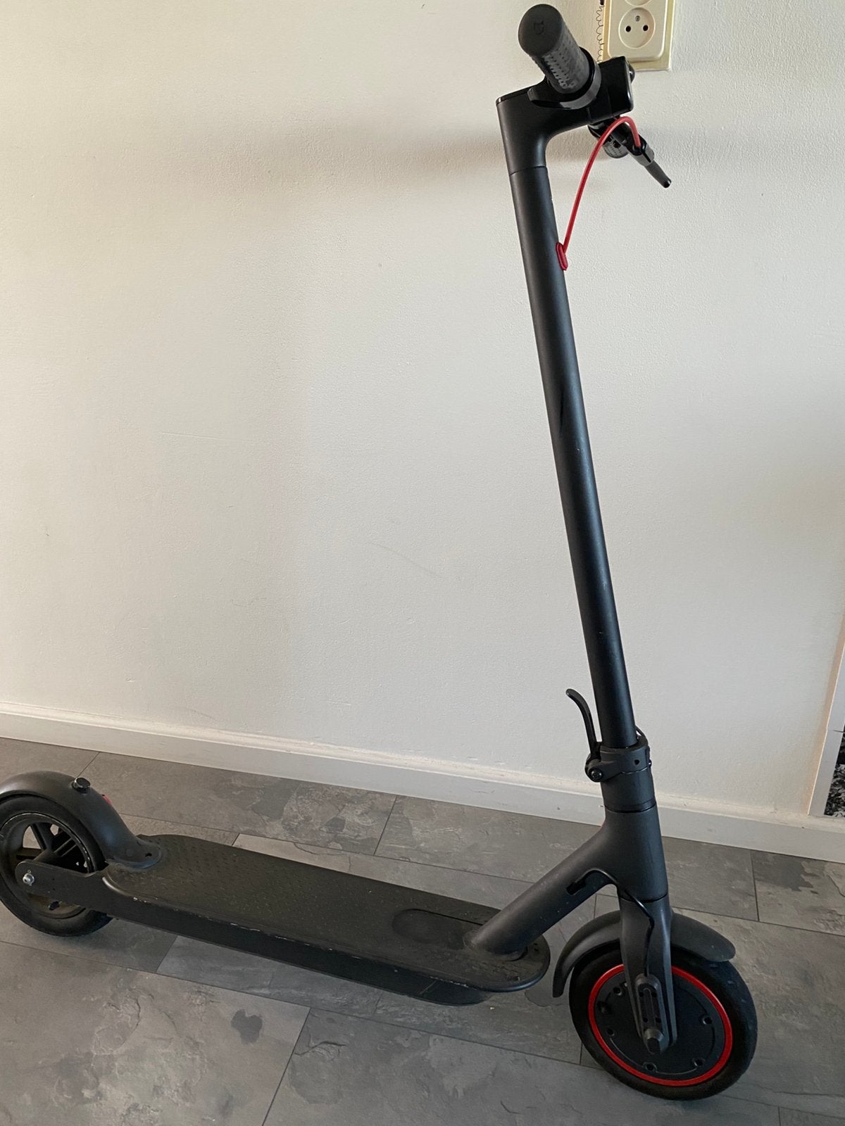 Elektrische step, Fietsen en Brommers, Ophalen, Zo goed als nieuw, Elektrische step (E-scooter)
