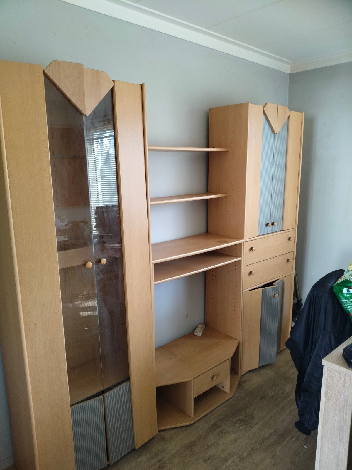 kast nog in goede staat, Ophalen, Gebruikt, 150 tot 200 cm, Overige houtsoorten