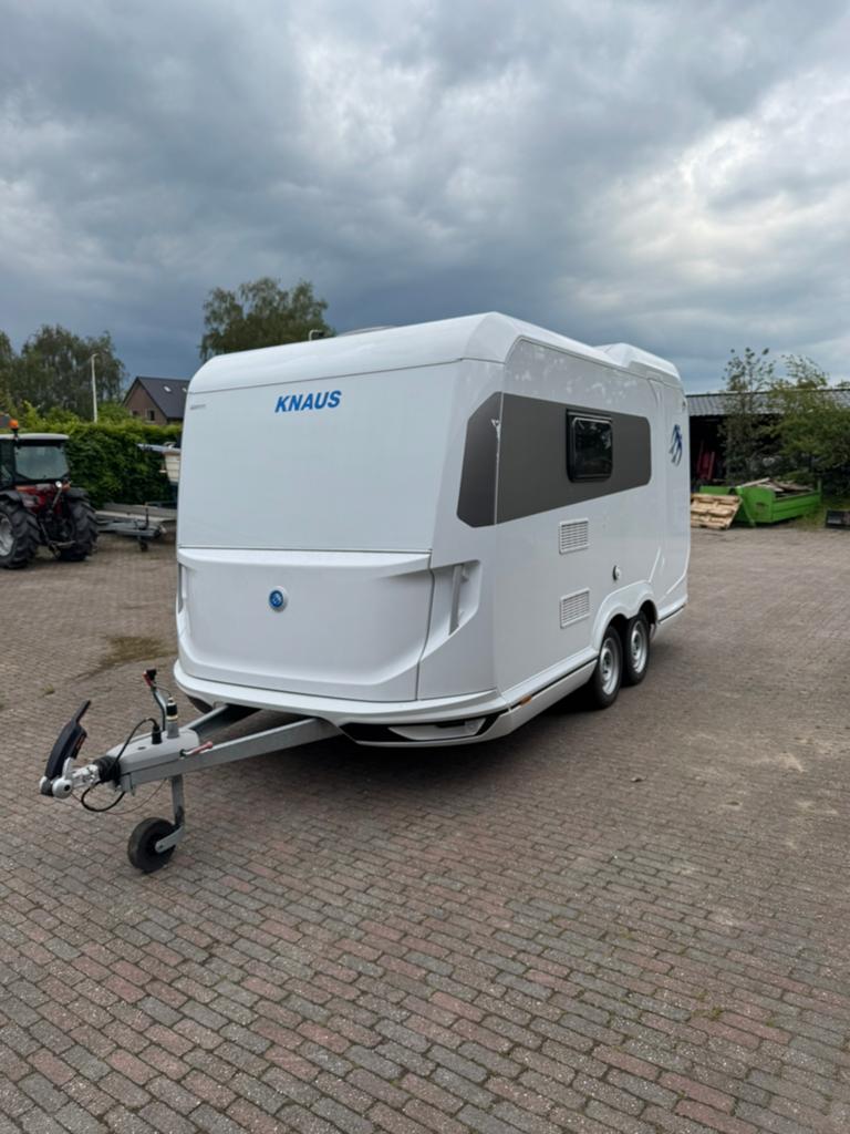Knaus Deseo 400 met  Mover, Standaardzit, Schokbreker, Particulier, Hefbed