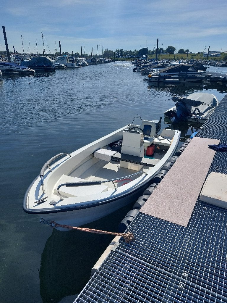 Boot consoleboot RANA 4,2 meter, Yamaha 8 PK , incl. trailer, Gebruikt, 4 m, Buitenboordmotor, 2.00 meter