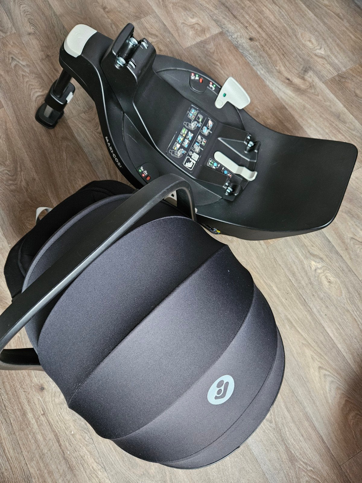 Foto 5 van Maxi-Cosi family fix 360 autostoel met Isofix base