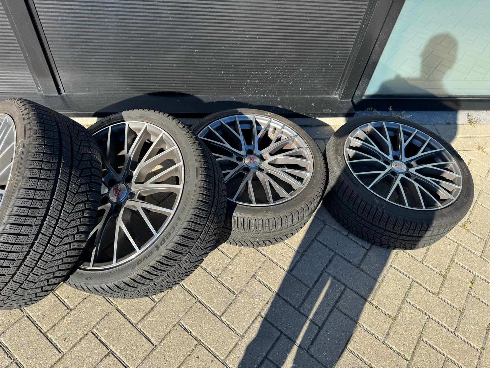 Mooie Set velgen met Hankook banden voor VW/Audi 5x112, Gebruikt, 255 mm, Banden en Velgen, Winterbanden