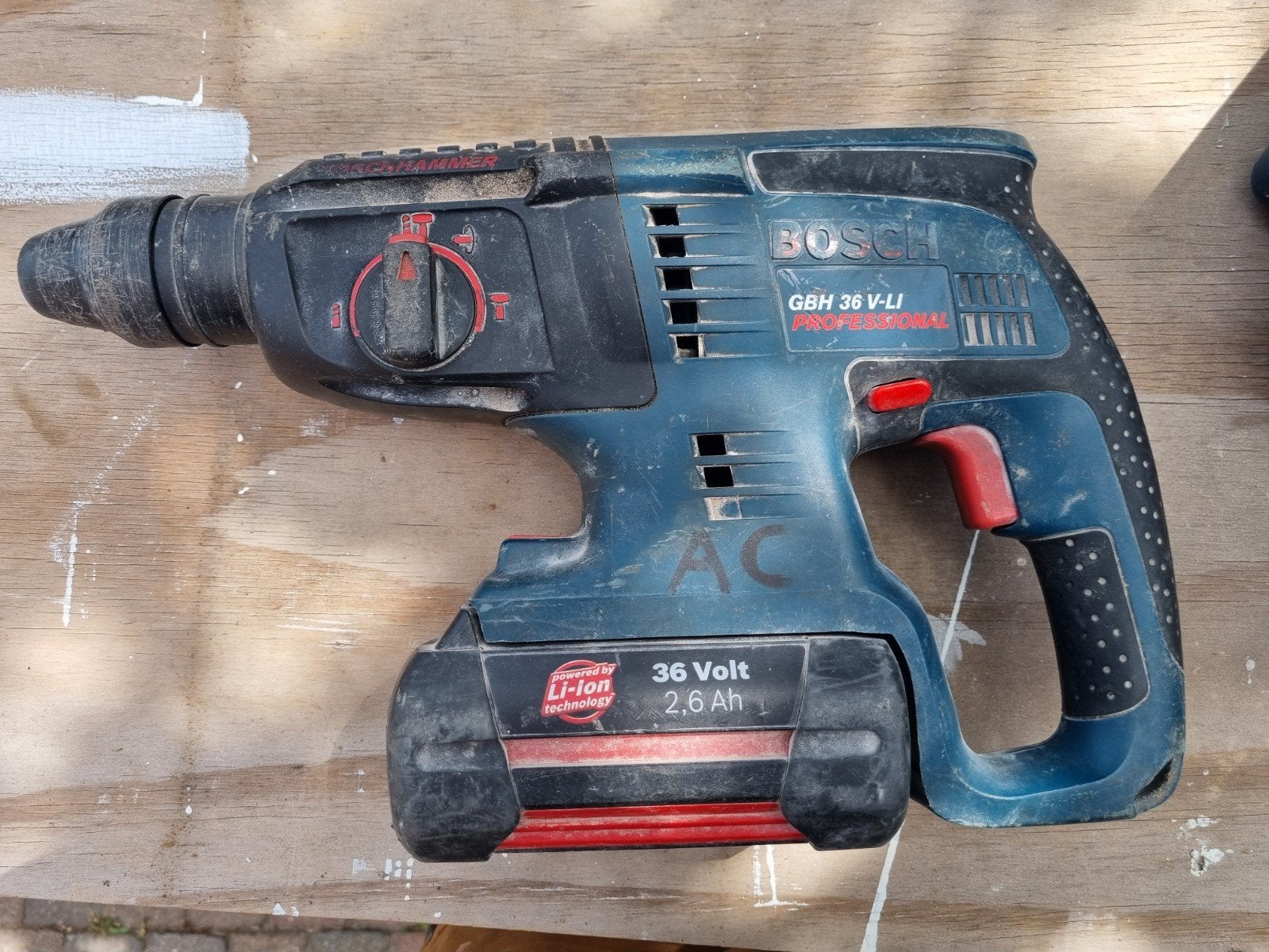 Bosch professional GBH 36V-LI, combiboor, Boor- en/of Breekhamer, Ophalen of Verzenden, Zo goed als nieuw, Variabele snelheid
