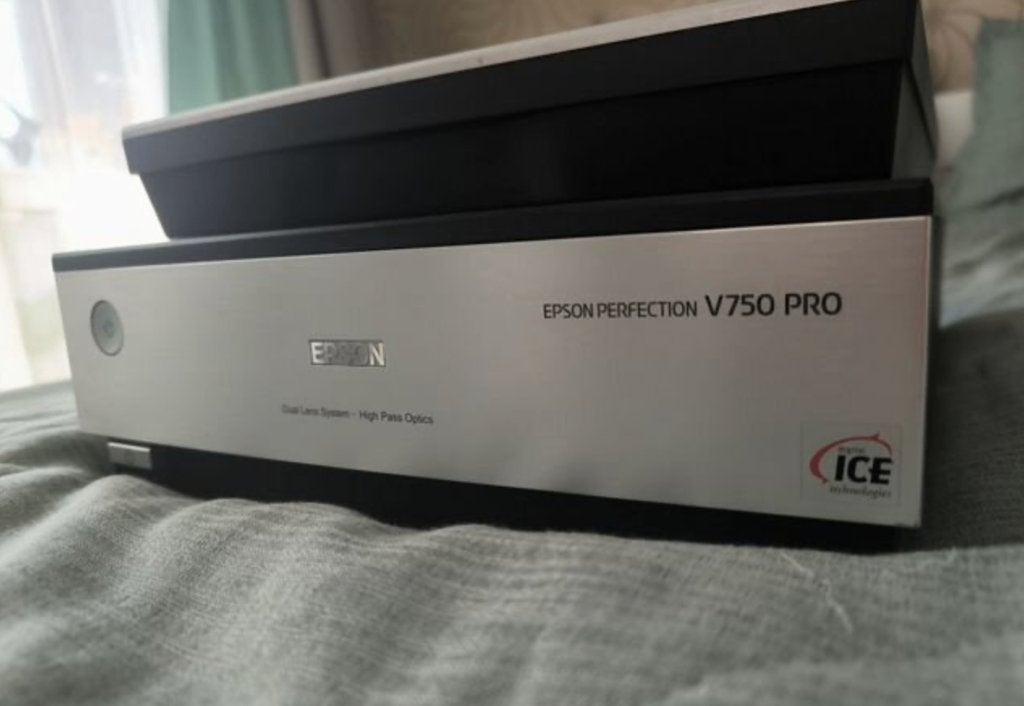 Epson Perfection V750PRO, Computers en Software, Scanners, Epson, Ophalen of Verzenden, Zo goed als nieuw, MacOS
