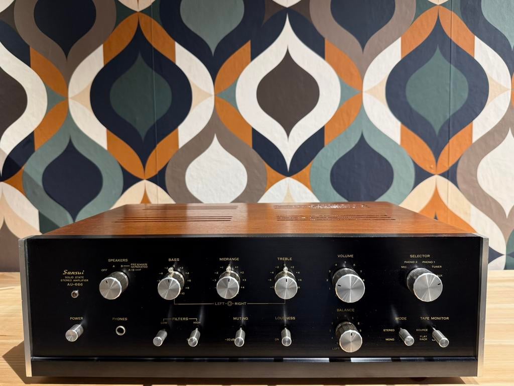 **VERKOCHT** Sansui AU-666, gereviseerd, topstaat, Contact@vintageaudiobreda.nl, Sansui, Zo goed als nieuw, Bosschendijk 193b, Oudenbosch