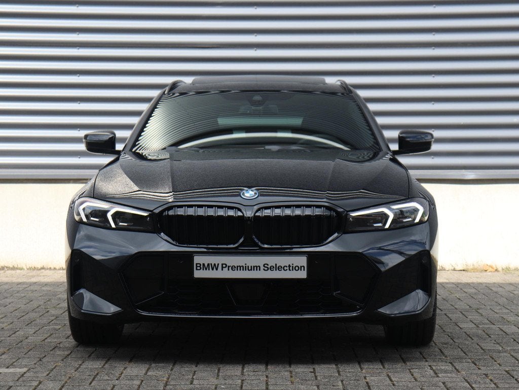 BMW 3 Serie Touring 330e | M Sportpakket Pro | Panoramadak |, Auto's, BMW, Automaat, 1998 cc, 4 cilinders, Met garantie (alle)