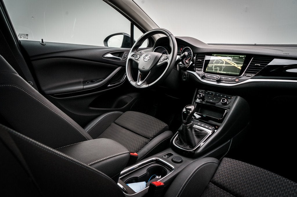 Opel Astra 1.6 200 PK Turbo Business Executive | Unieke Ned, 15 km/l, Gebruikt, 4 cilinders, Met garantie (alle)