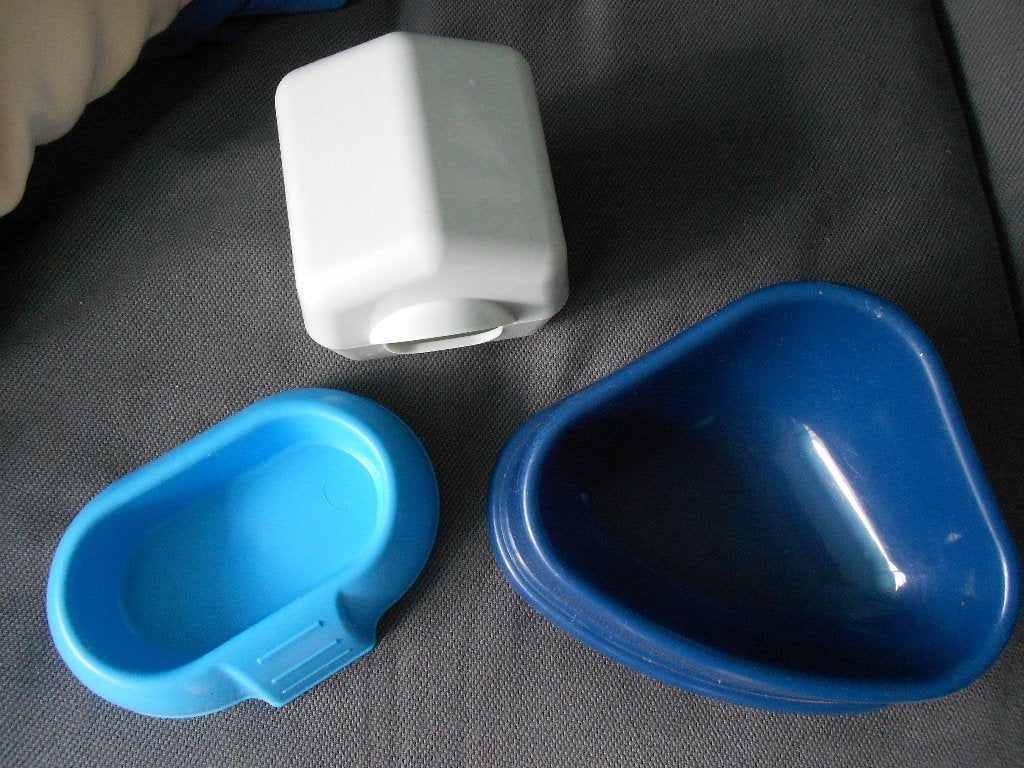huisje voerbakje toiletje voor hamster of muis, Dieren en Toebehoren, Ophalen, Gebruikt, Voerbakje