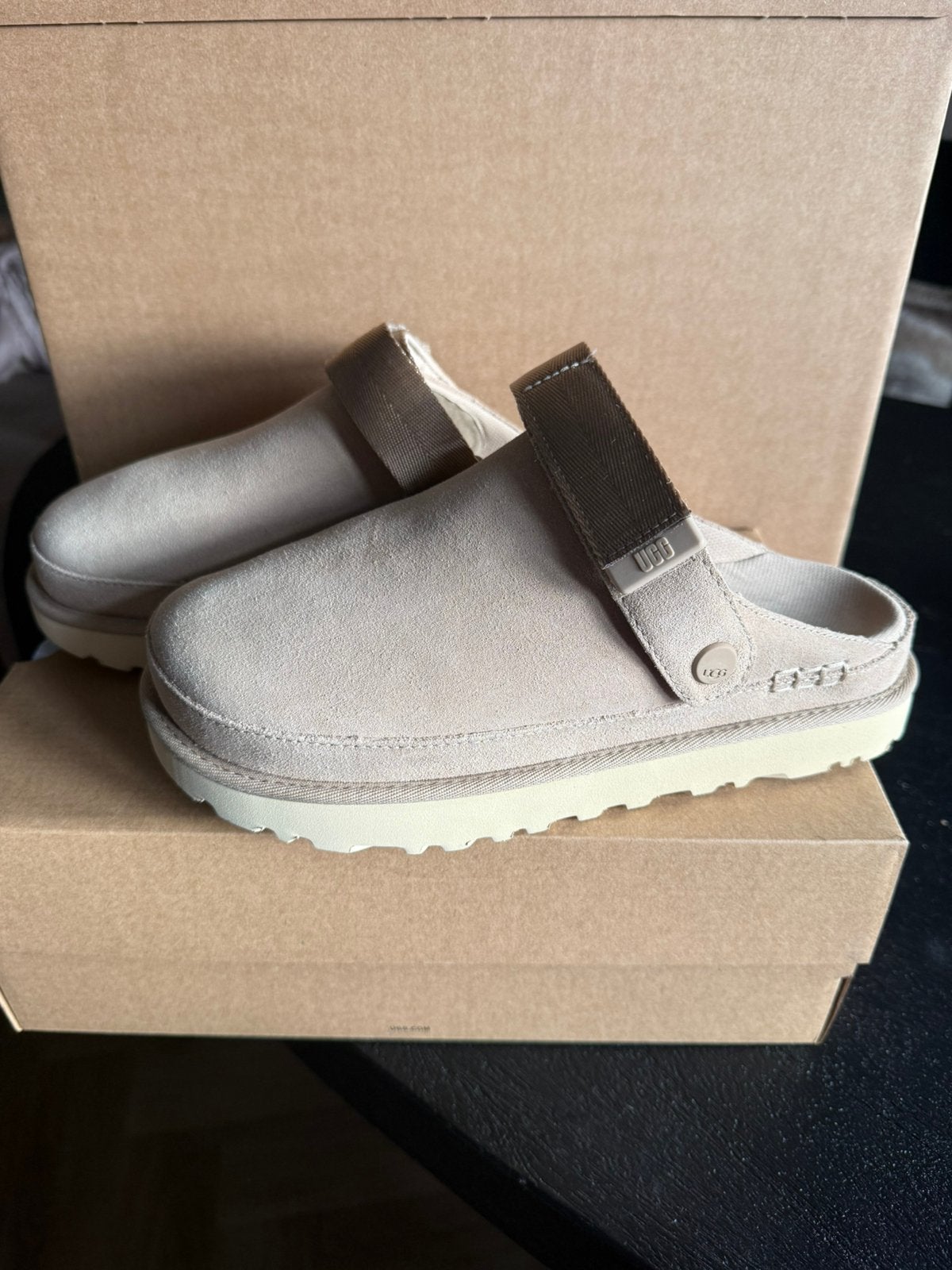 Uggs/UGG goldenstar clog maat 39,5, Beige, Overige typen, Nieuw, Ophalen of Verzenden