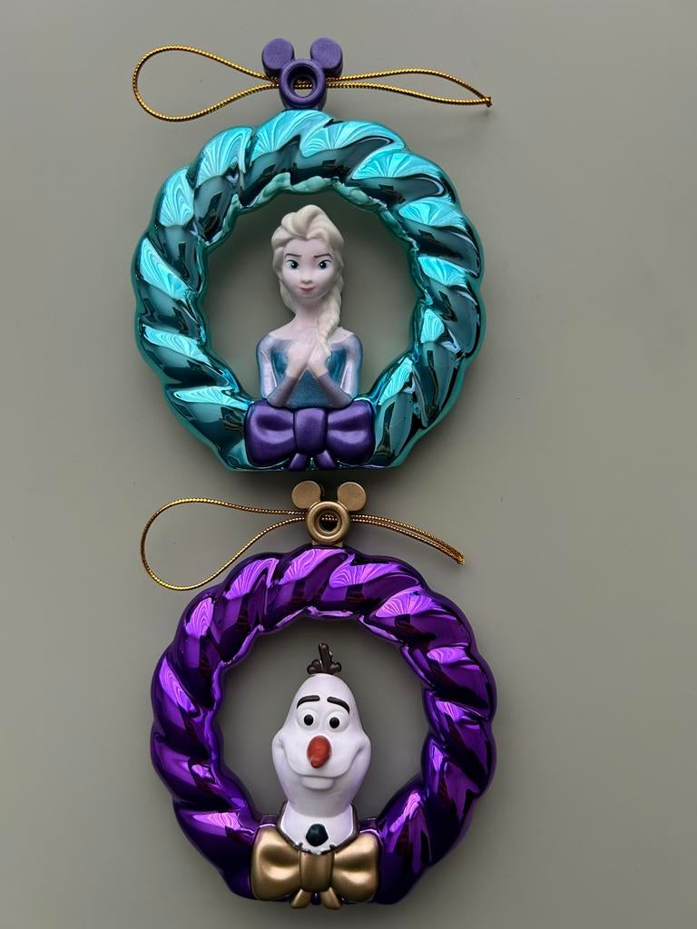 1 Elsa en 1 Olaf Disney Kerstkransjes Ornamenten Nieuw, Verzamelen, Disney, Ophalen of Verzenden, Nieuw, Beeldje of Figuurtje