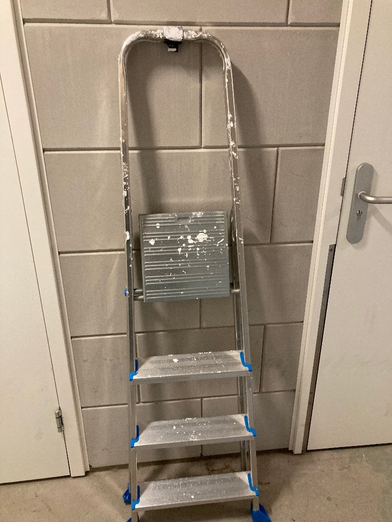 Stevige huishoudtrap, Doe-het-zelf en Verbouw, Ladders en Trappen, Ophalen, Gebruikt, Trap, Minder dan 2 meter