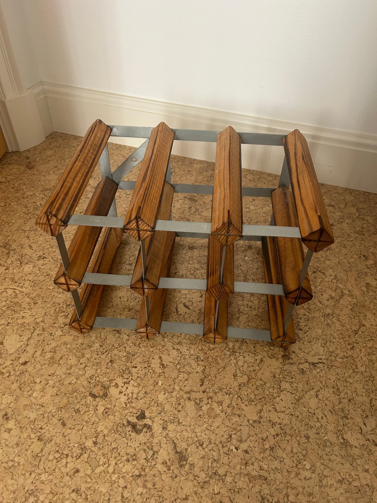 Compact houten wijnrek voor 8/9 flessen, Ophalen, Gebruikt, 5 tot 15 flessen, 5 – 50