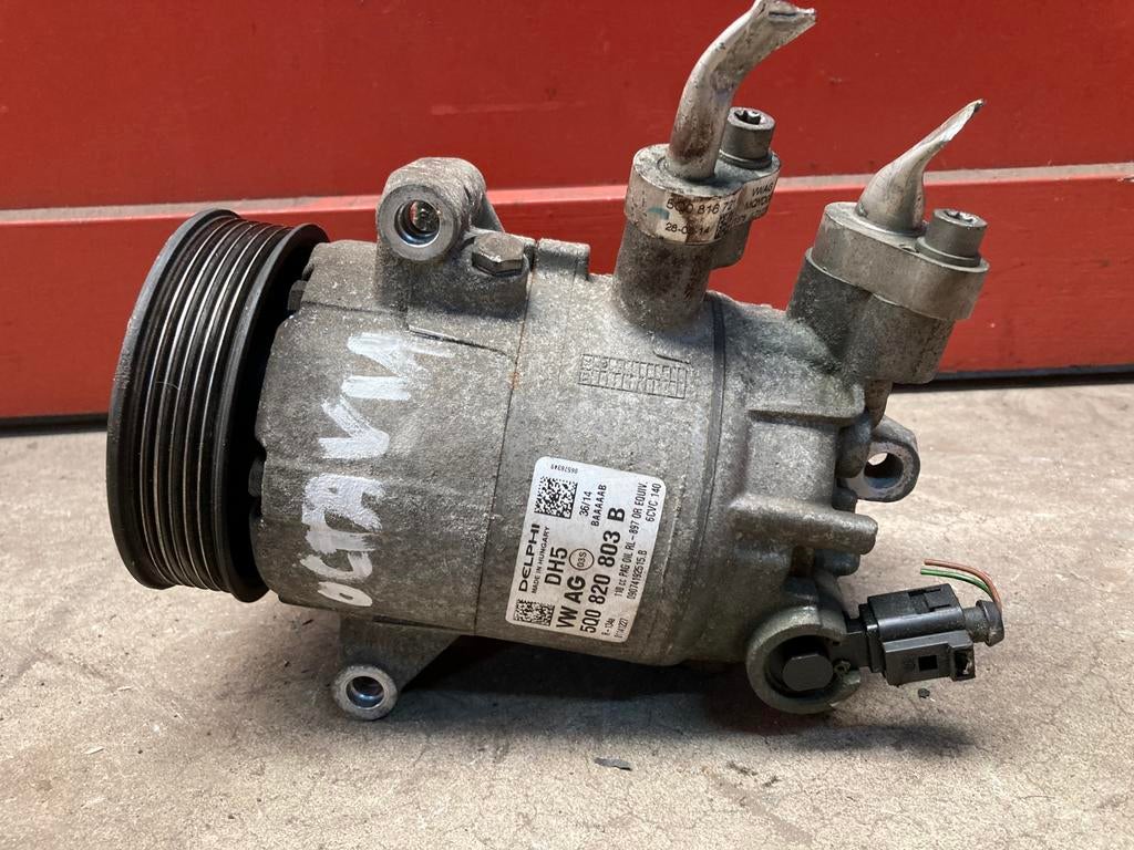 Aircopomp Skoda Octavia 1.6 M-code CRKB OE nr 5Q0820803B, Auto-onderdelen, Ophalen of Verzenden, Gebruikt, Seat