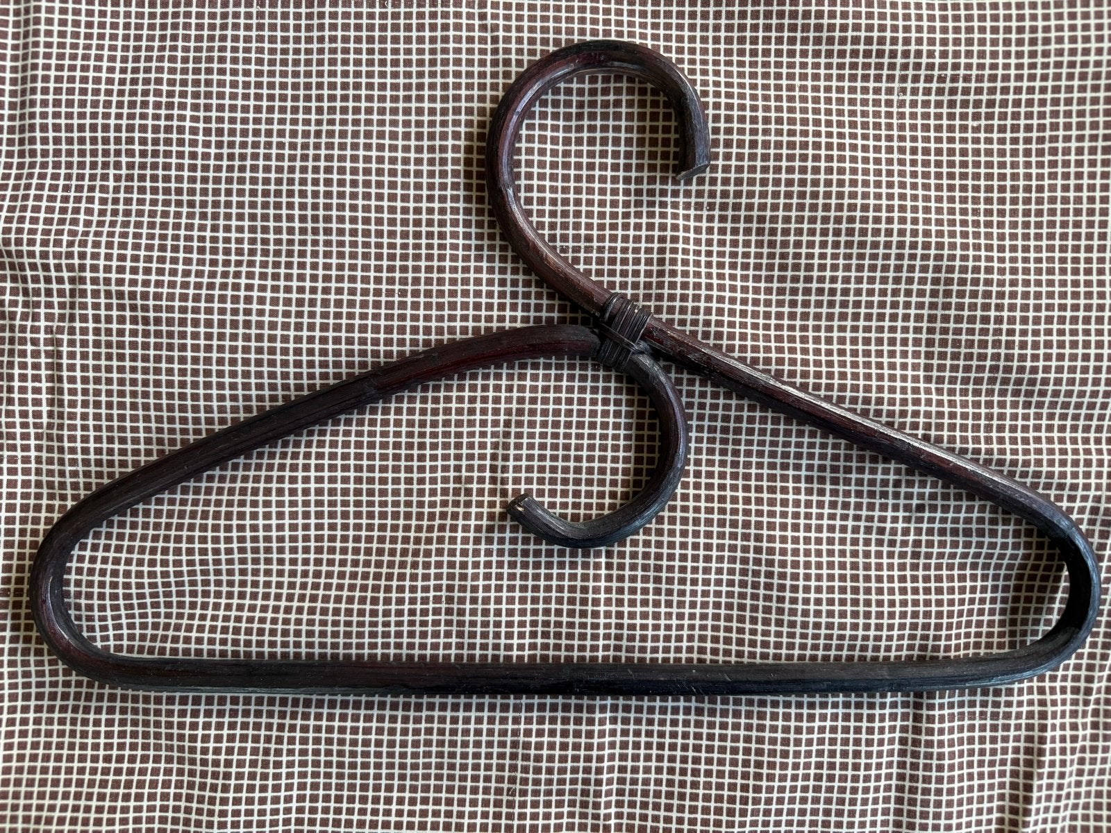 13 Bamboe houten kleerhangers, Ophalen, Gebruikt, Hout, Volwassenen
