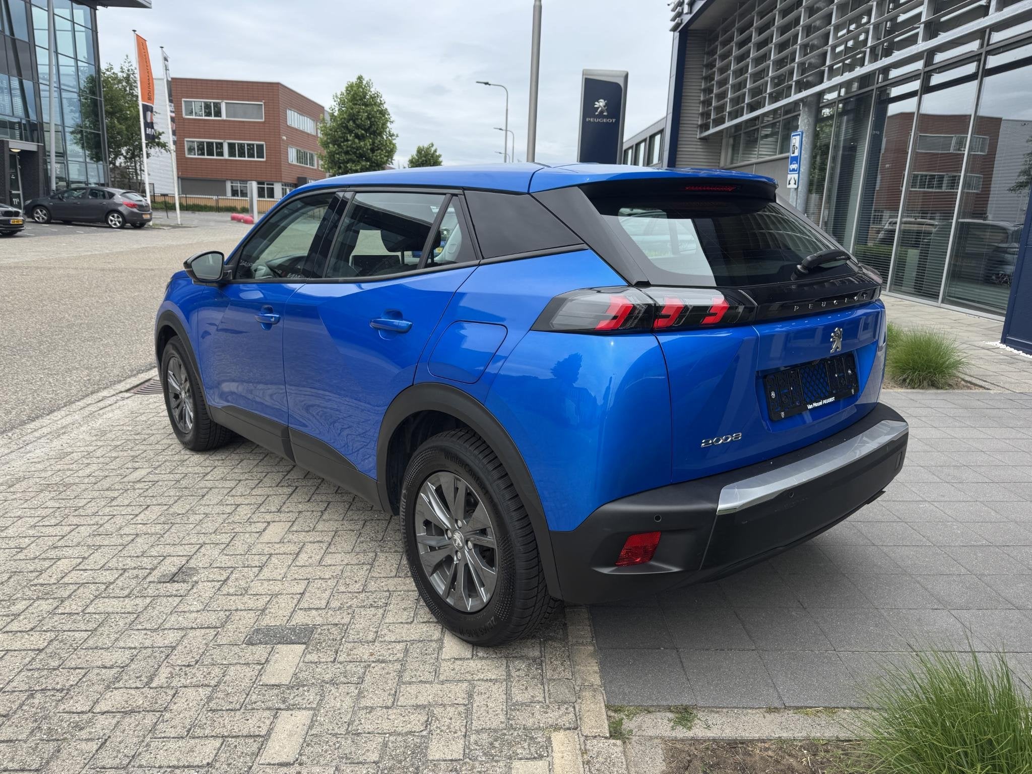 Peugeot 2008 1.2 PureTech Active Pack l Camera l Navi, 12 maanden, Stof, Gebruikt, Euro 6
