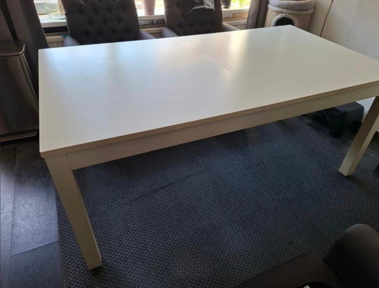 Gebruikte maar nette witte uitschuifbare houten eettafel, Huis en Inrichting, Tafels | Eettafels, Ophalen, Gebruikt, 50 tot 100 cm