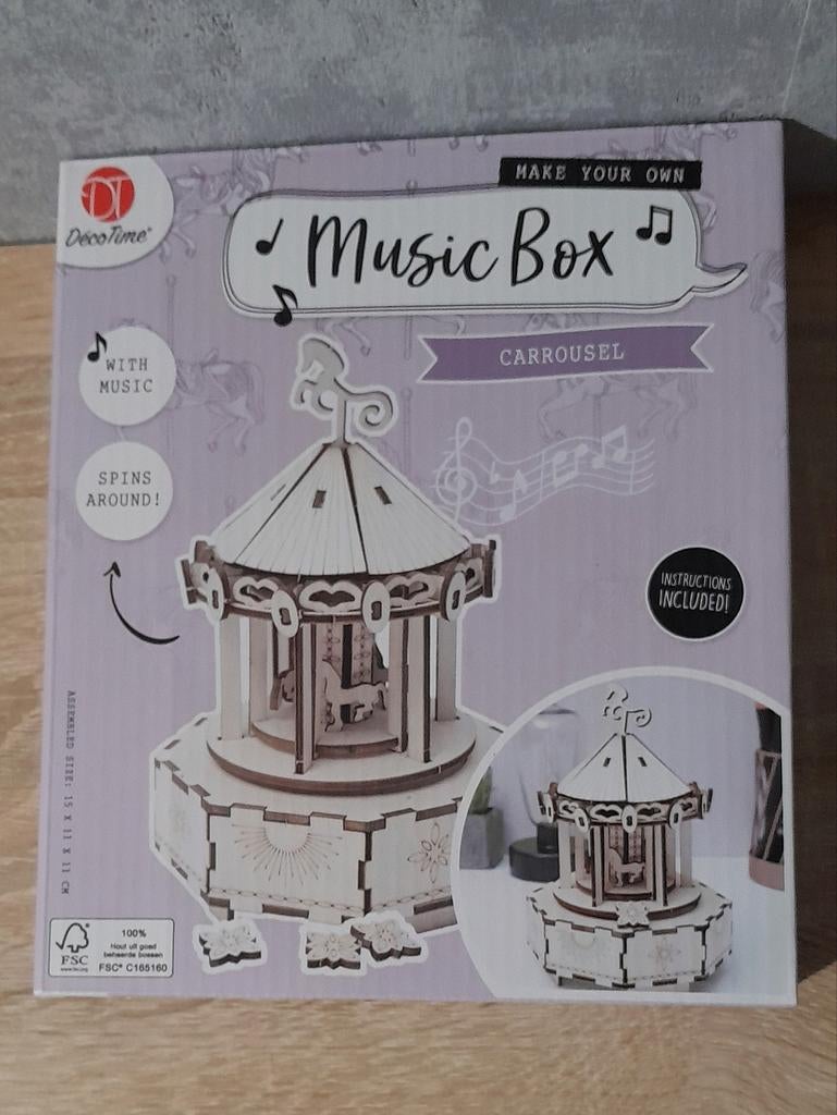 Nieuw DecoTime Music Box Carrousel Bouwpakket met Muziek, Ophalen, Nieuw