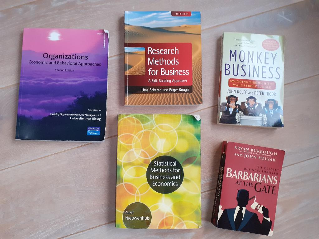 economie studieboeken, Boeken, Studieboeken en Cursussen, Ophalen of Verzenden, Beta, Gelezen, HBO